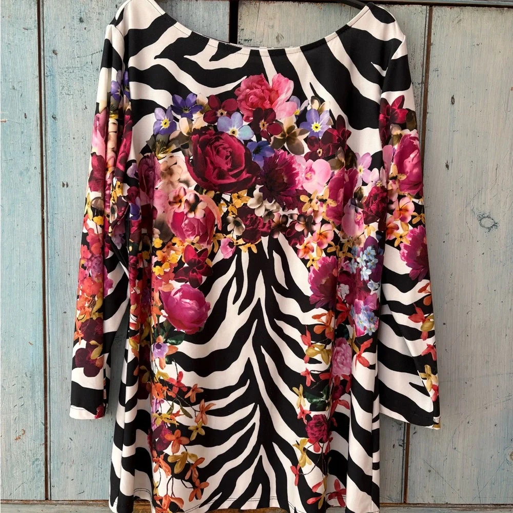 Boston Proper Black and White Zebra Top with Pink Floral Design - Picture 6 of 9